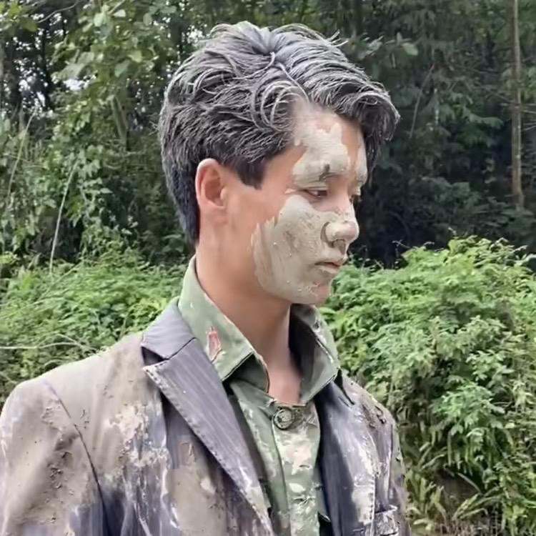 村长（叔卜辣）