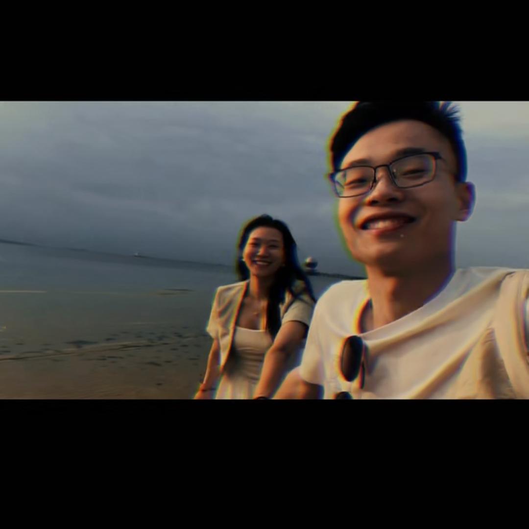 吃软糖的兔兔🐰（优秀版⛽️）