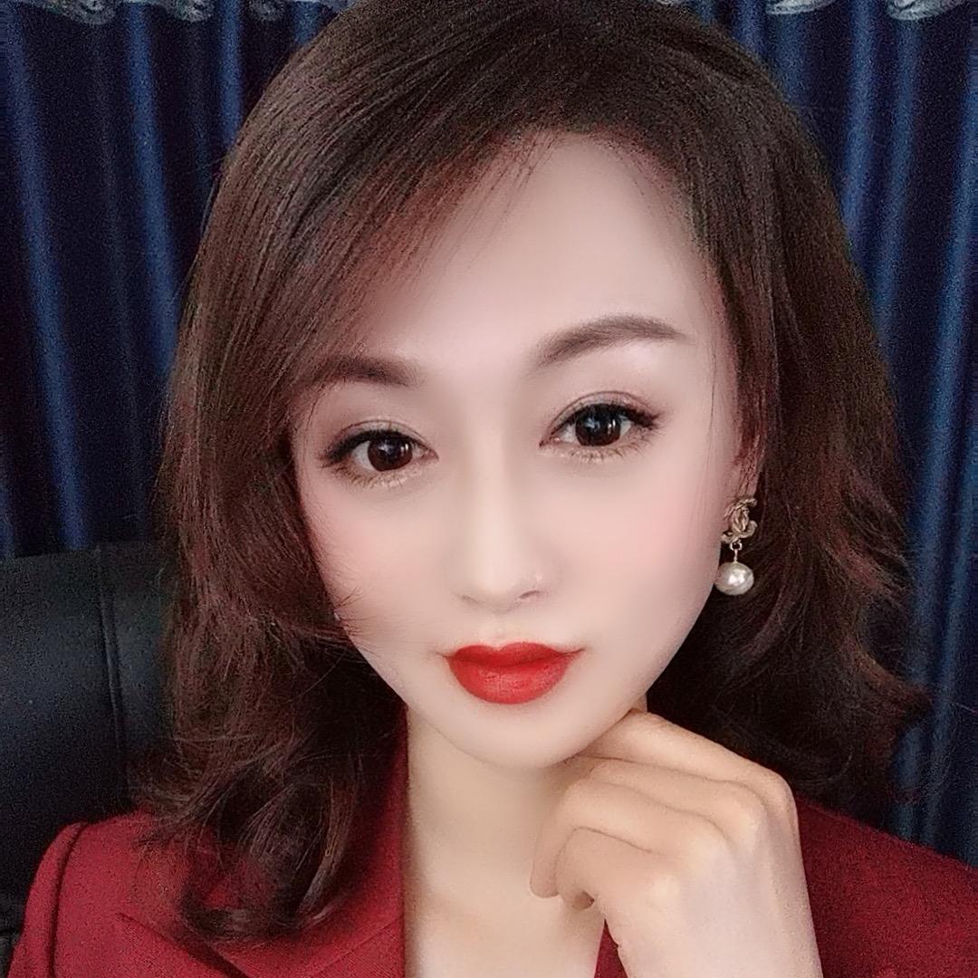 彤  姐