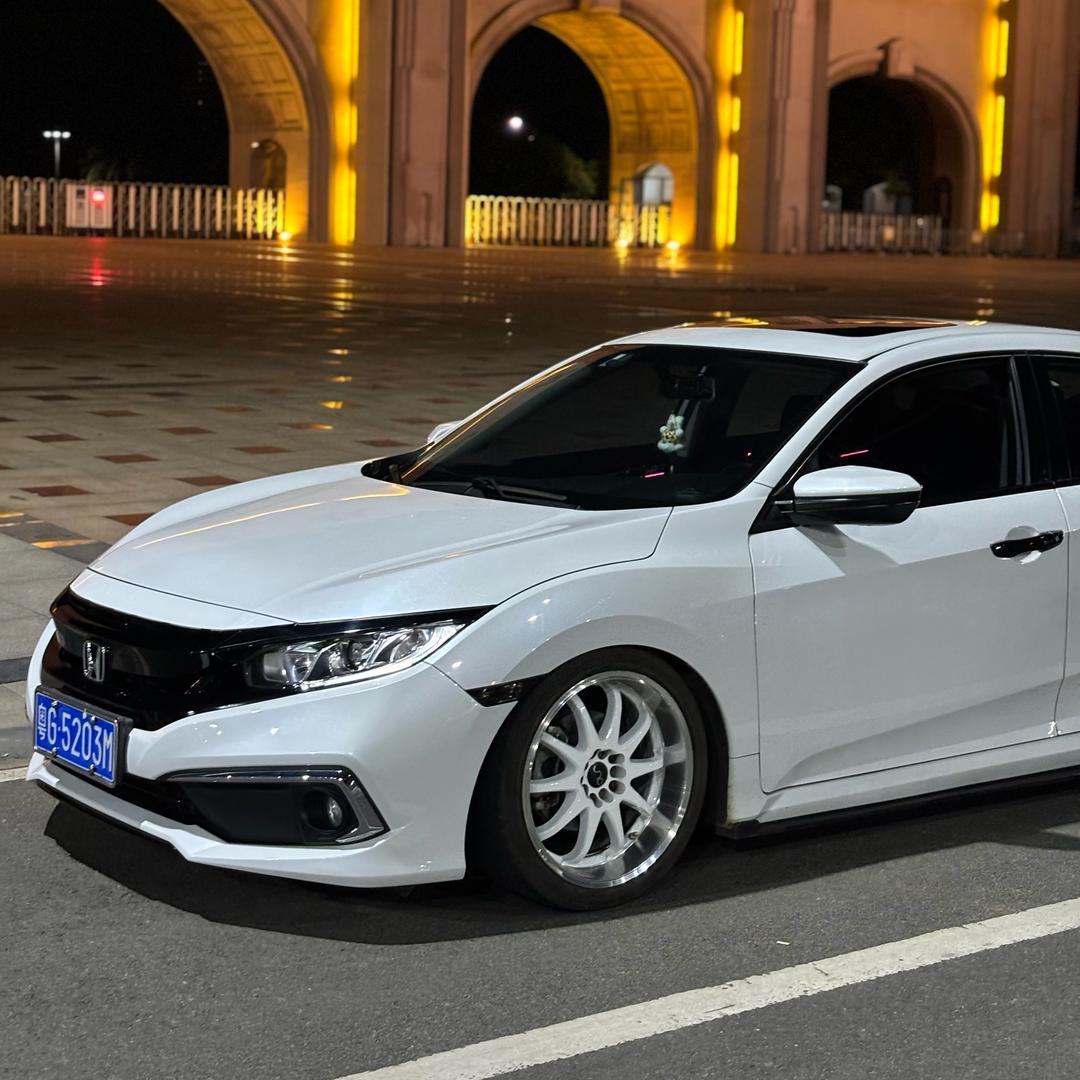 Honda~civic