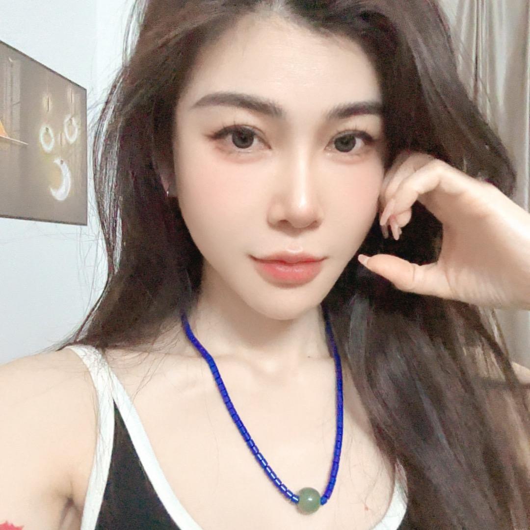 👑女王