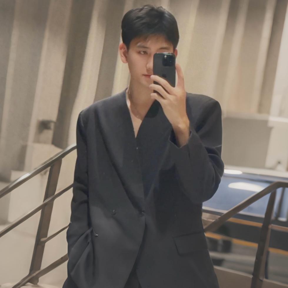 李丞名💦