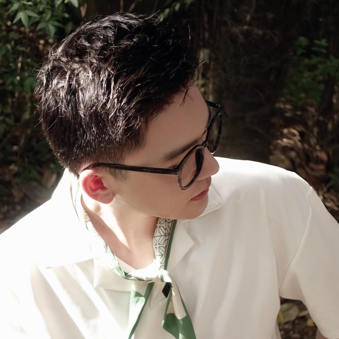 毒辣草莓🍓日常号