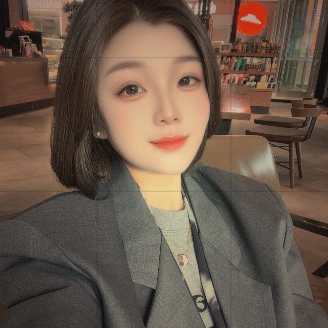 @郑➕zheng……🧑‍🤝‍🧑桃子