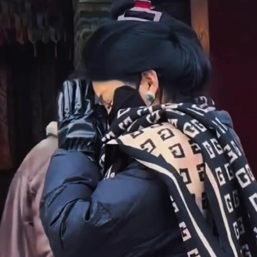 @请叫我洛松巴珍