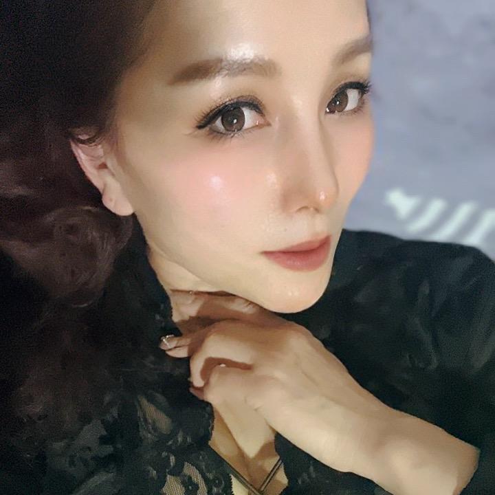 红灯笼男女休闲服饰