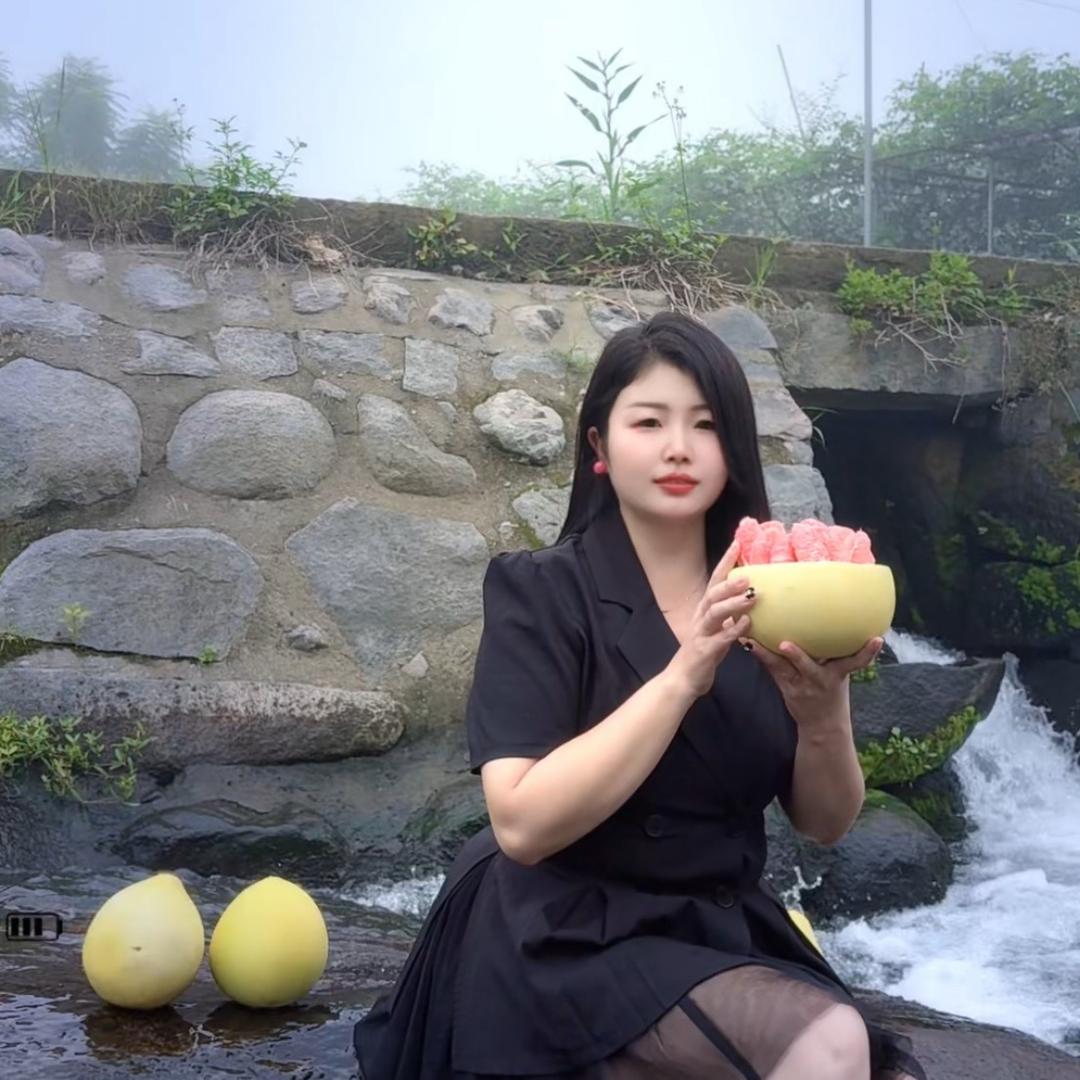 小柚柚🍋(宋宋🍒)