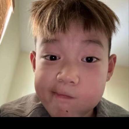 刘 鼻涕