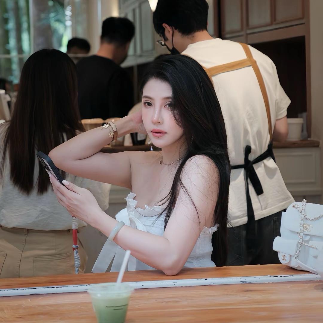 肖