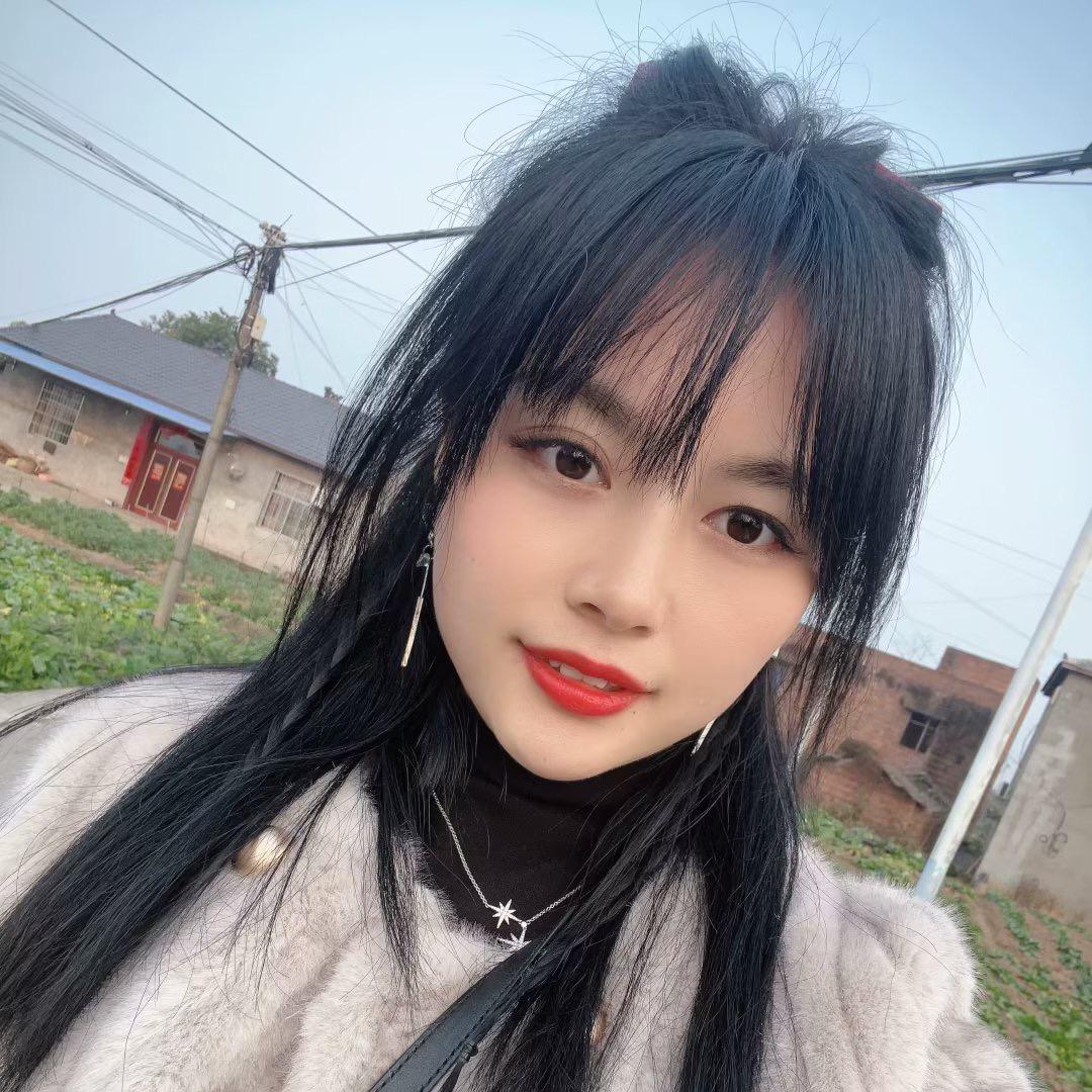 荣昌财信中央大街奢思雅-兰兰