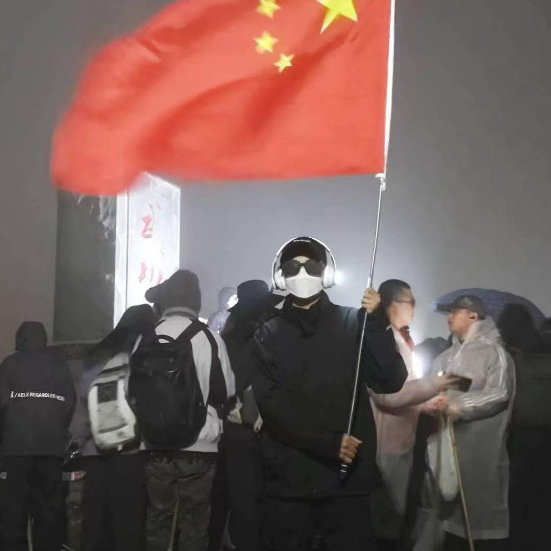 汪班长的复学日常