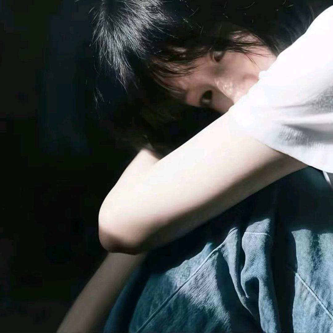 三年一班十七号