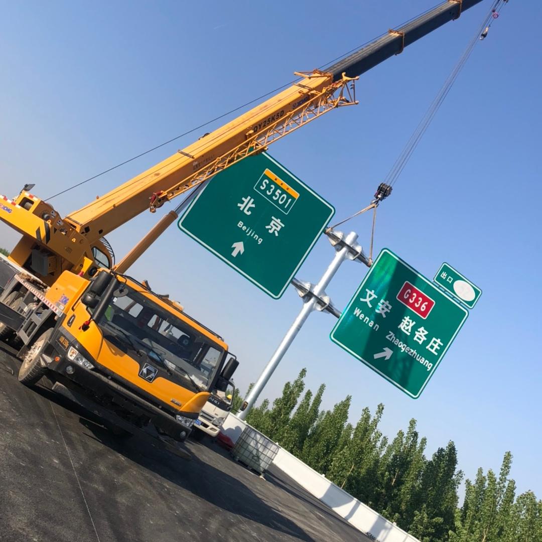 文安县出租吊车8~~100吨