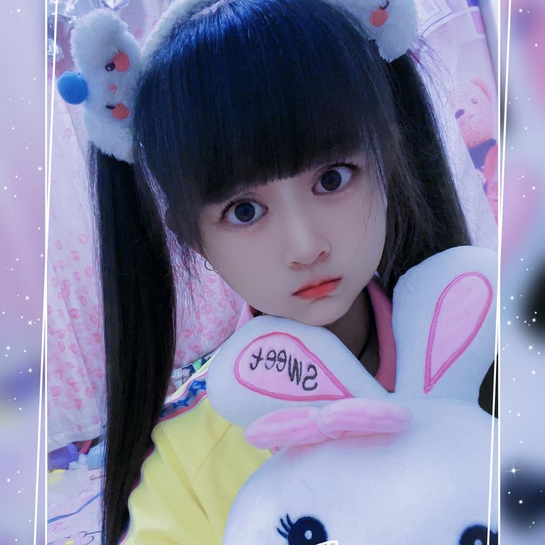 默默吖⁰⁷⁰⁷