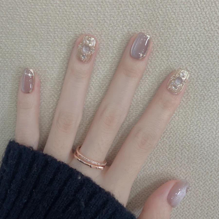 61213876024的头像