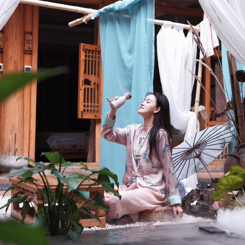 摄影师忆清
