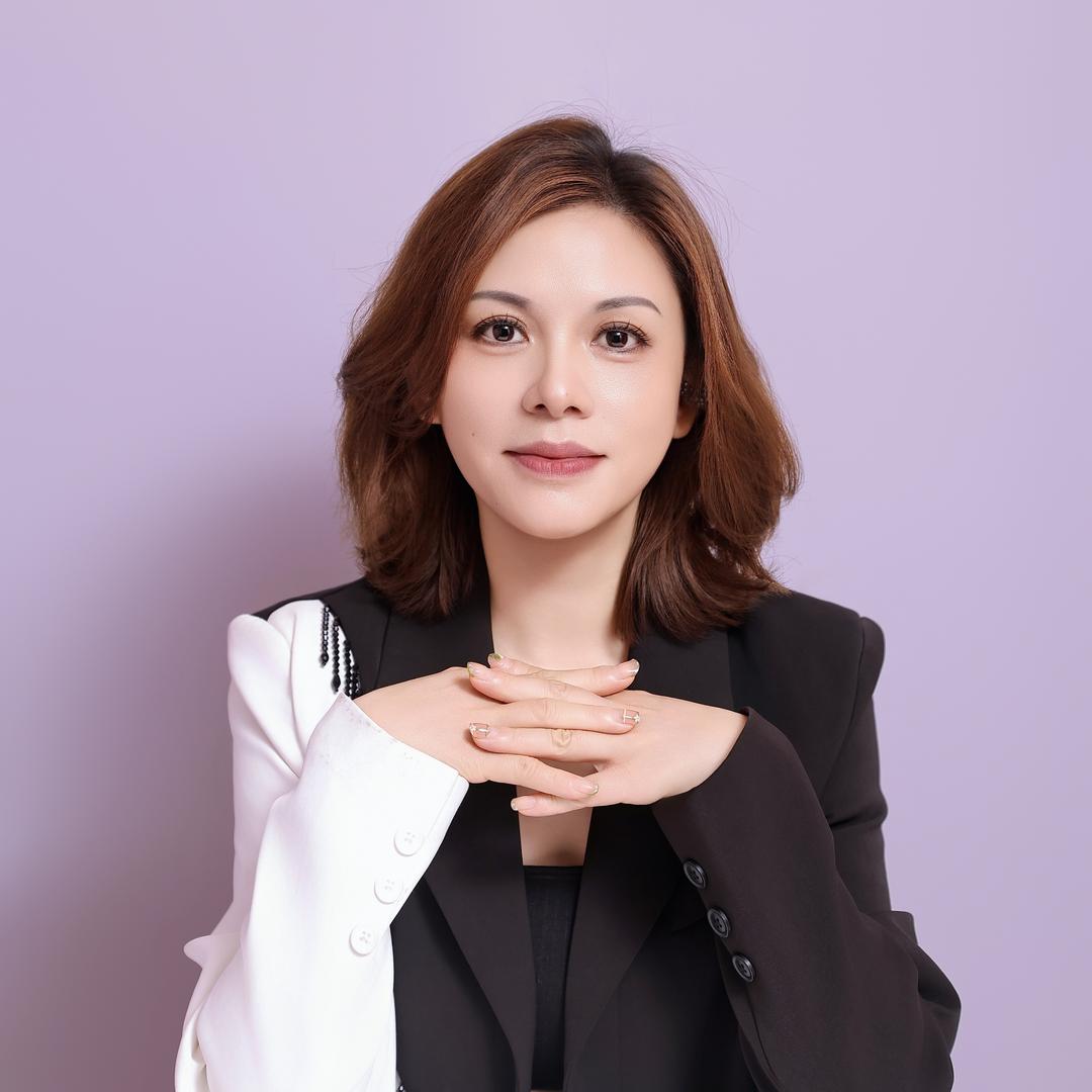 💃 ༺ཌༀ芳姐ༀད༻