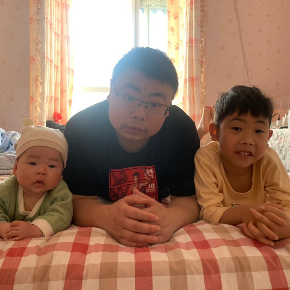 Call 陳小胖ЧэньСай