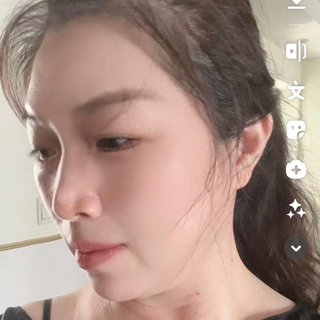 红