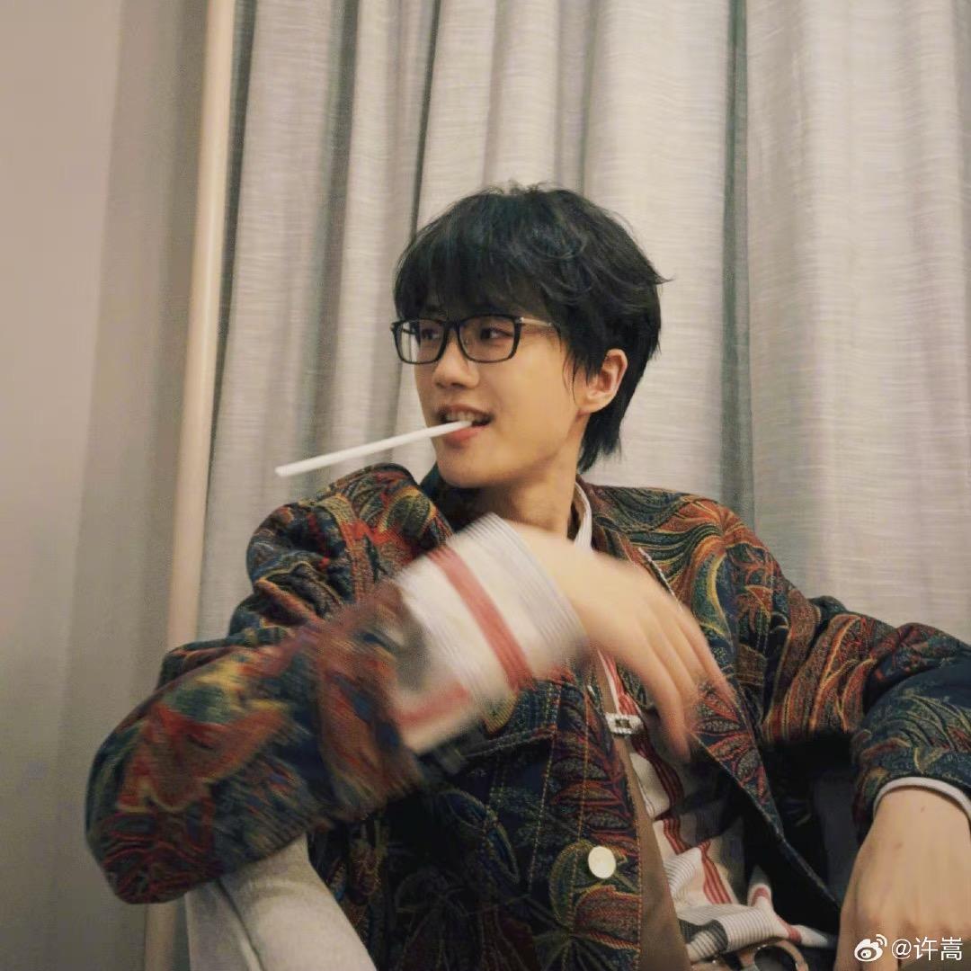 东-