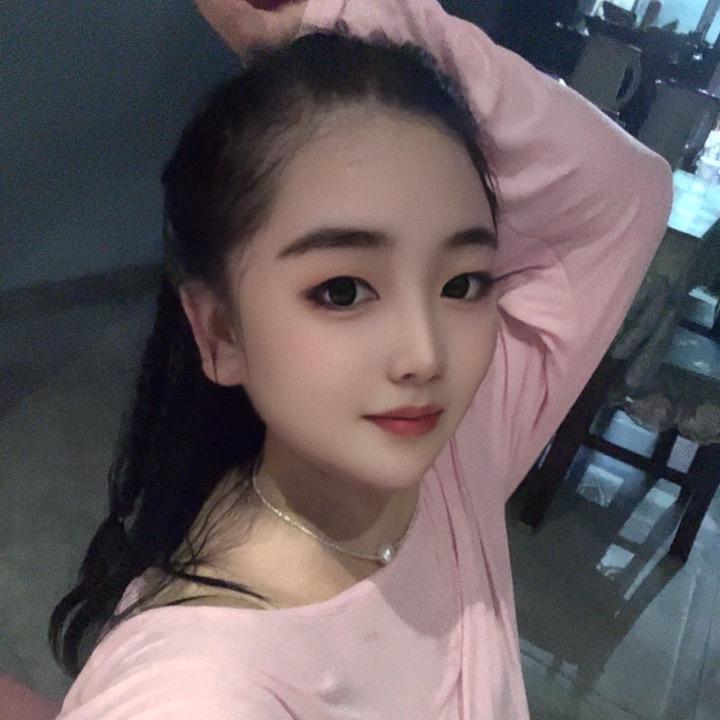 彩彩