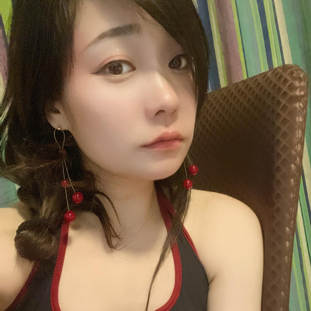 💋xiao茵砸