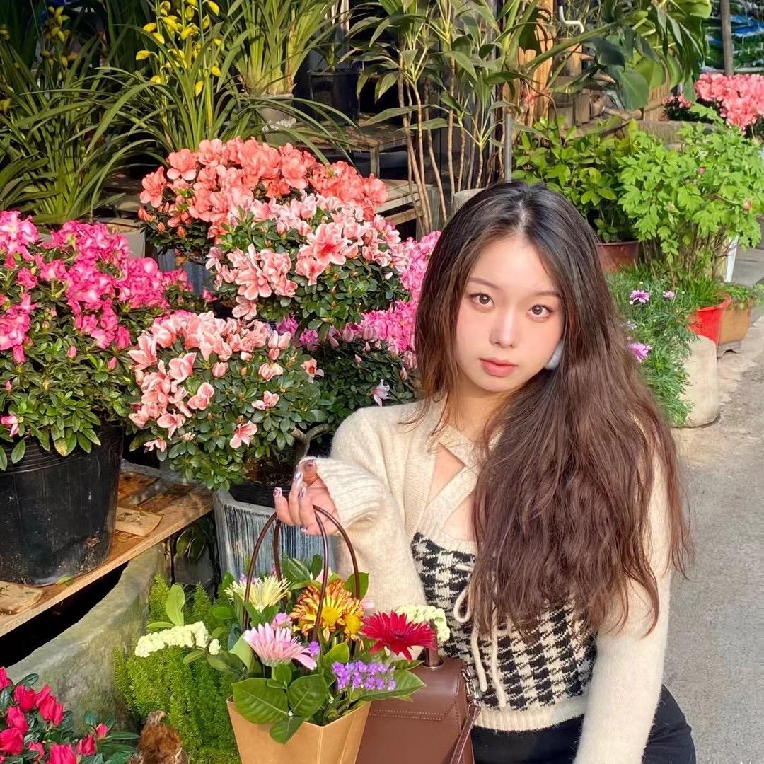远琪汽车（龅牙妹)