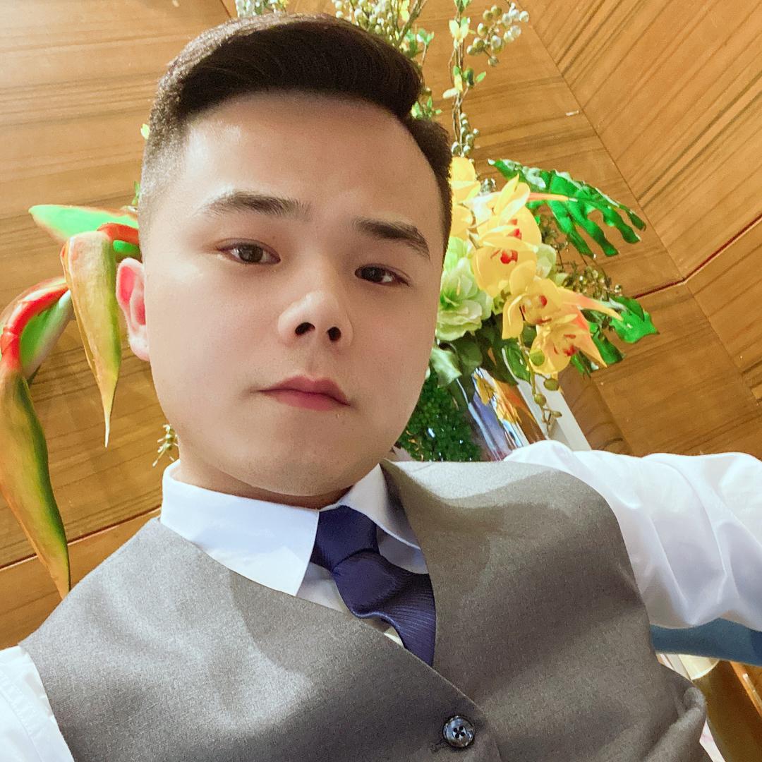 友邦地产-郑子建