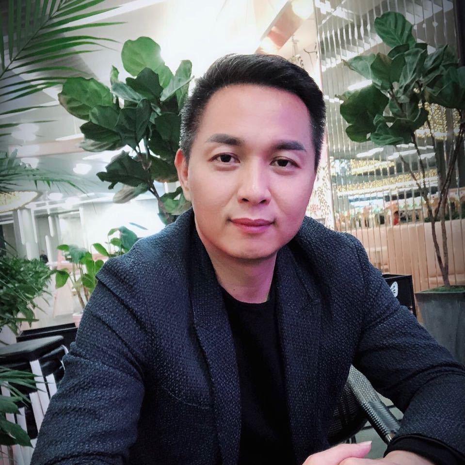 陈哥[AI+新媒体基地]