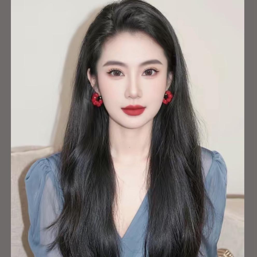 燕子  。💋