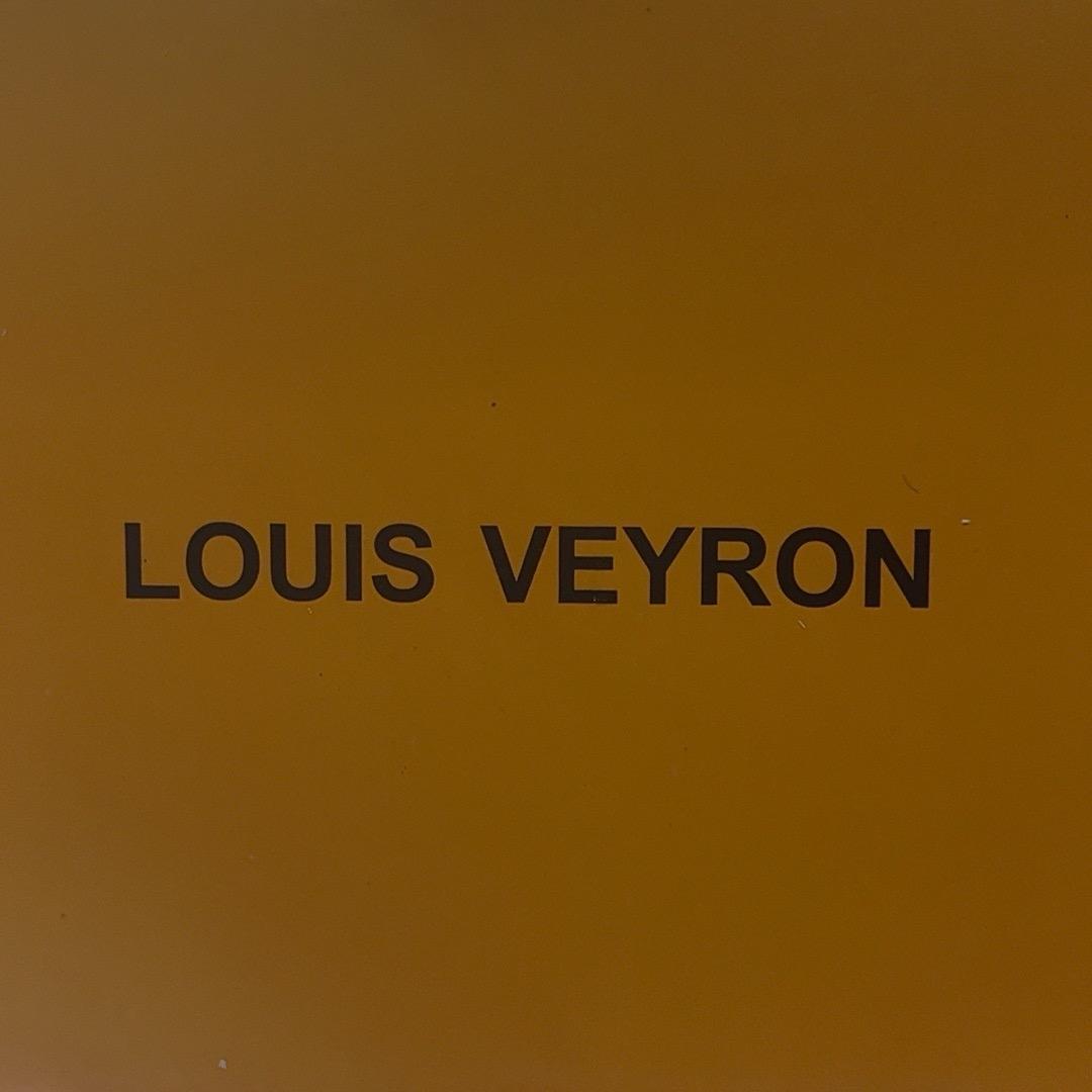 Louis  Veyron钟山店