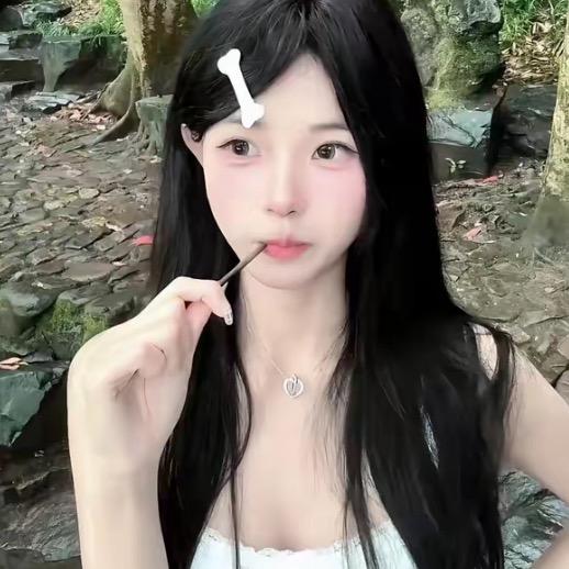 一只奶瓶