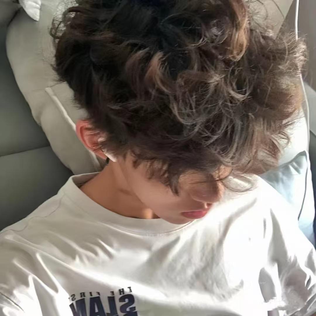张玮博博博
