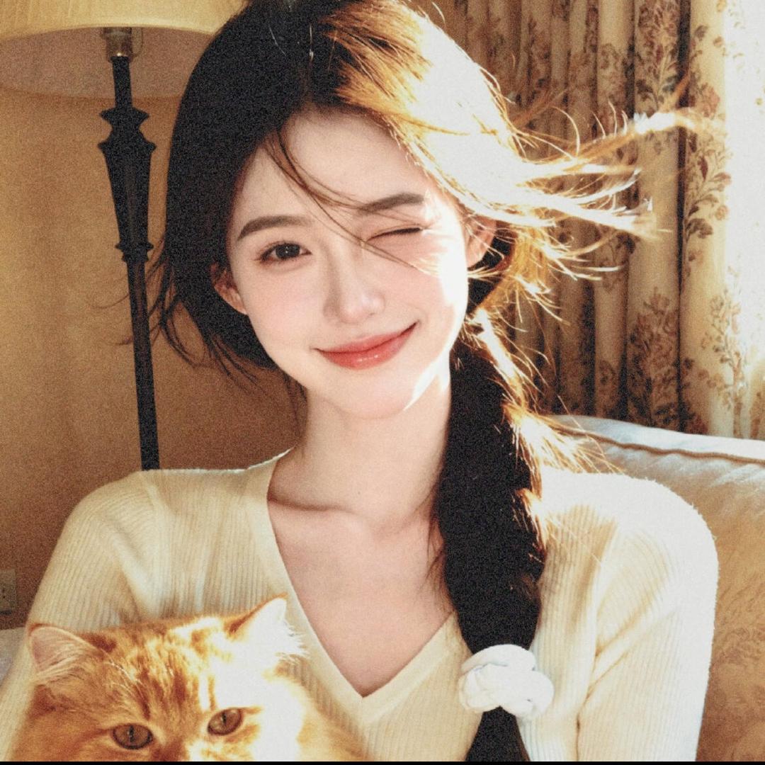 你脸红了诶
