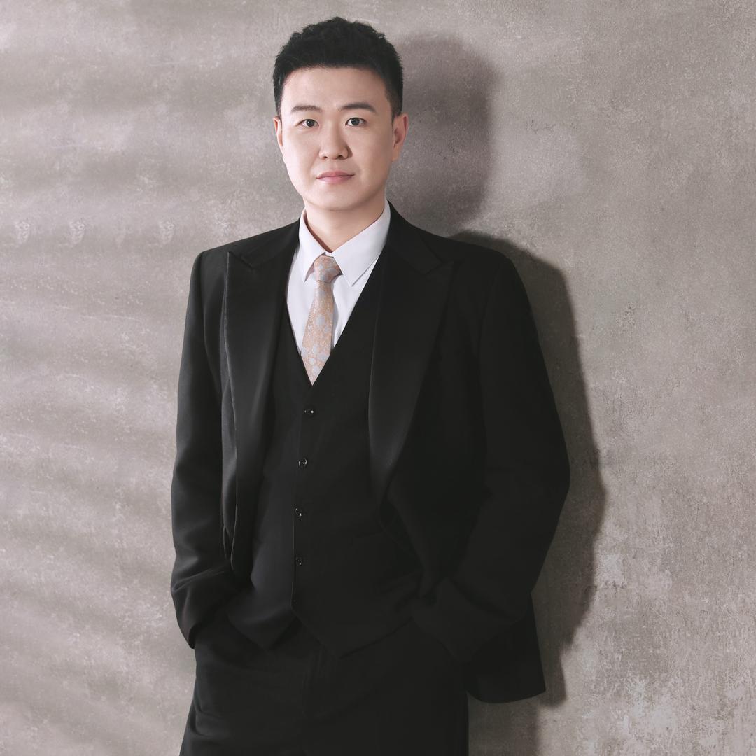 昊轩 导演主持人