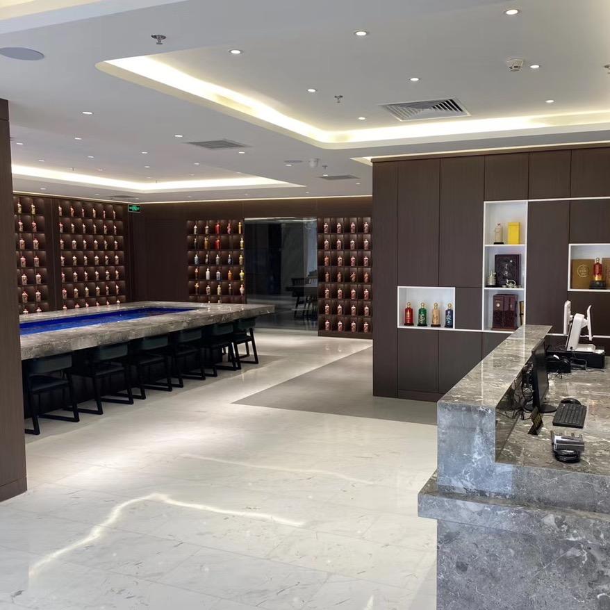 周天成-京成通名酒馆