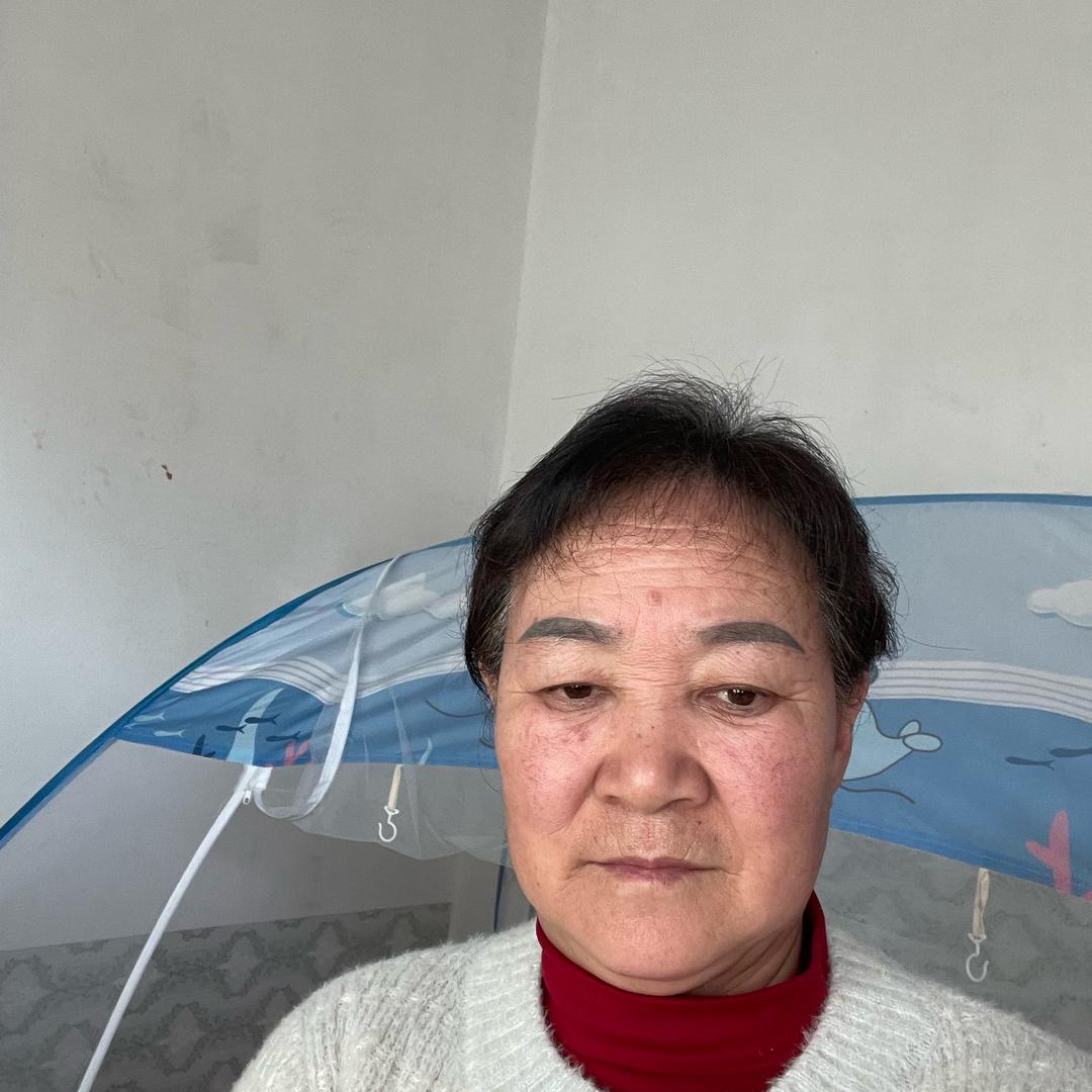 沫沫姐《早上10点10分开播》