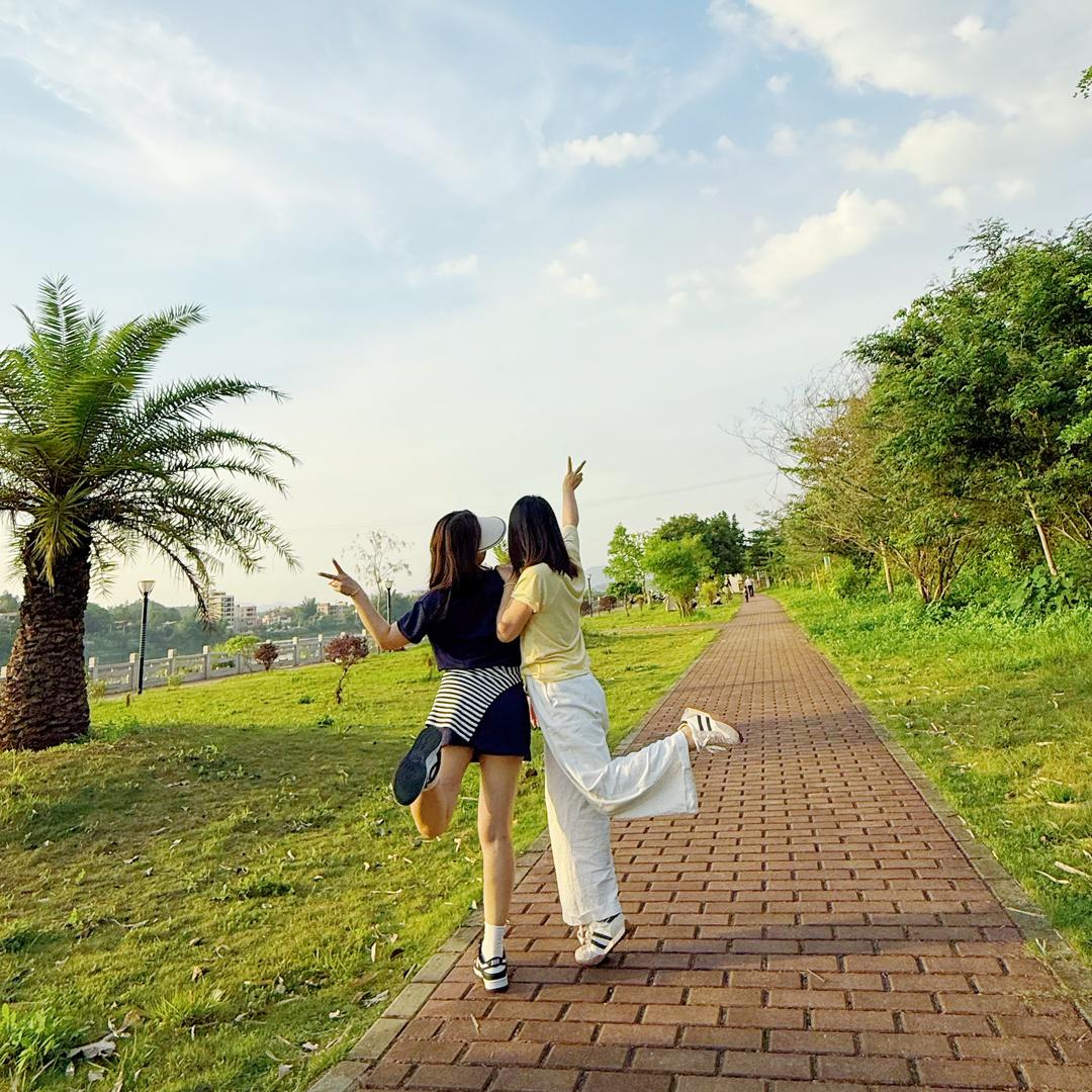 丹姐爱吃巧克力