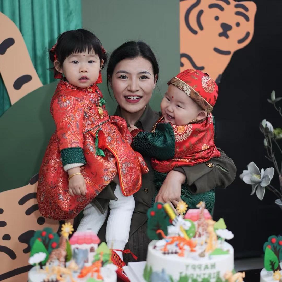 v9宝宝和弟弟的日常