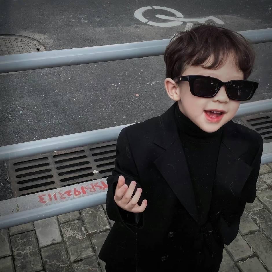 宇宙无敌霸王龙