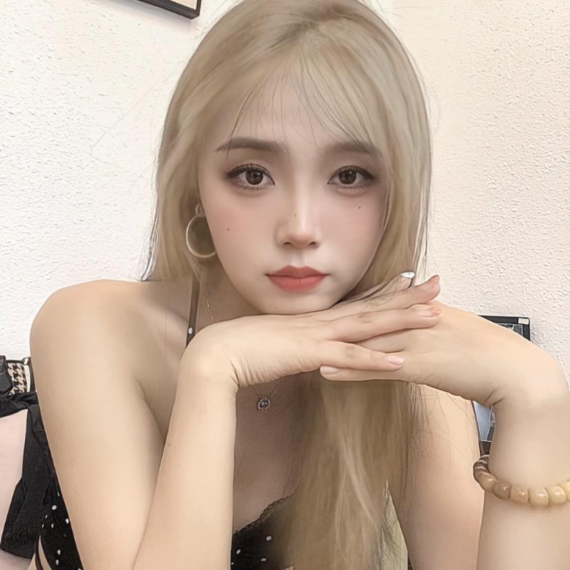 @小小秦（橱窗已开）