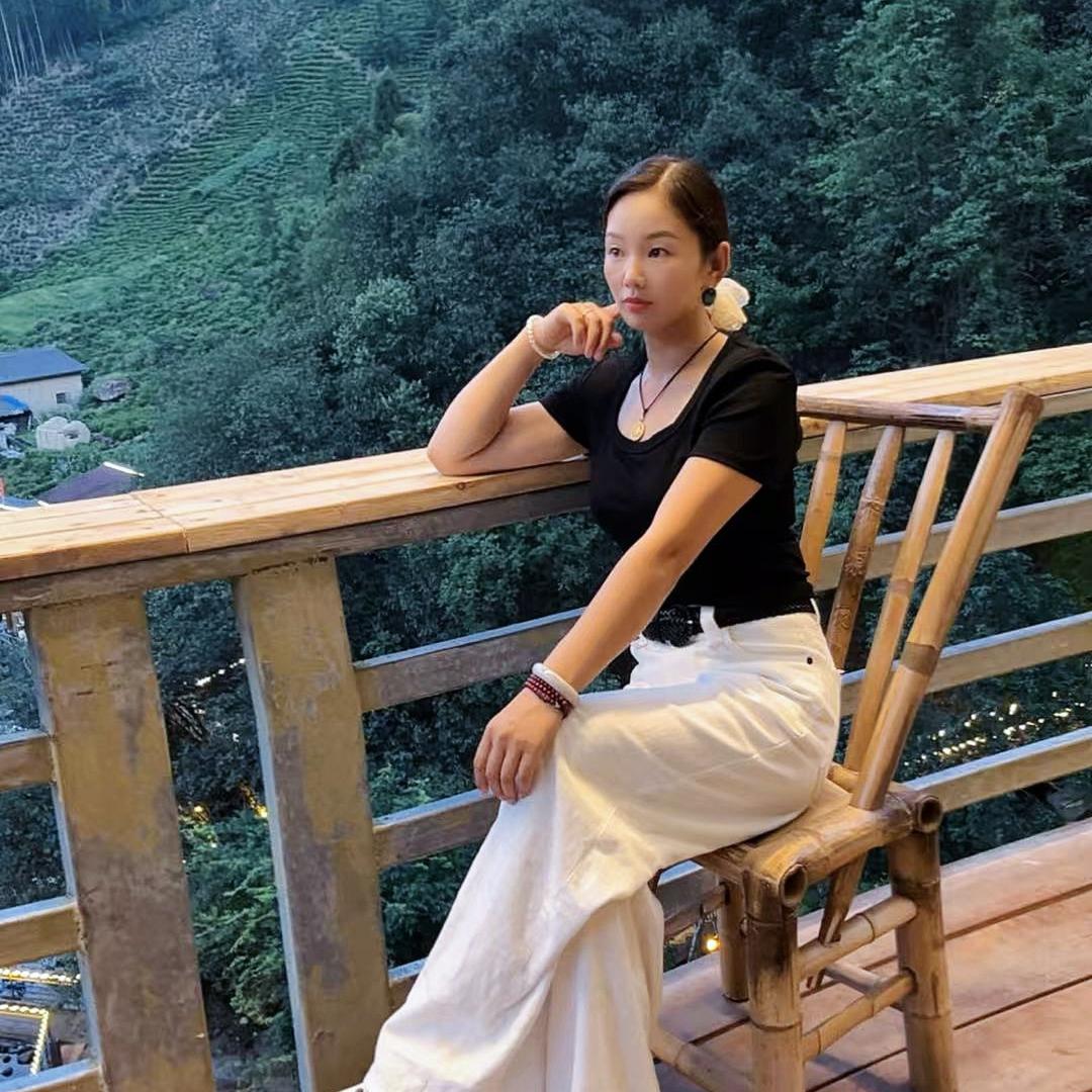 晓梅初绽🦋