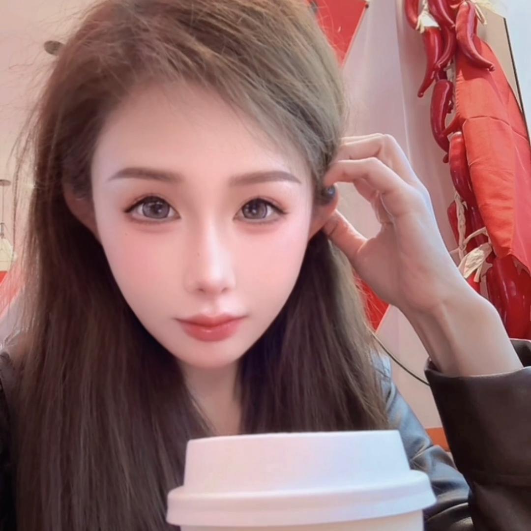 Hedy小萌