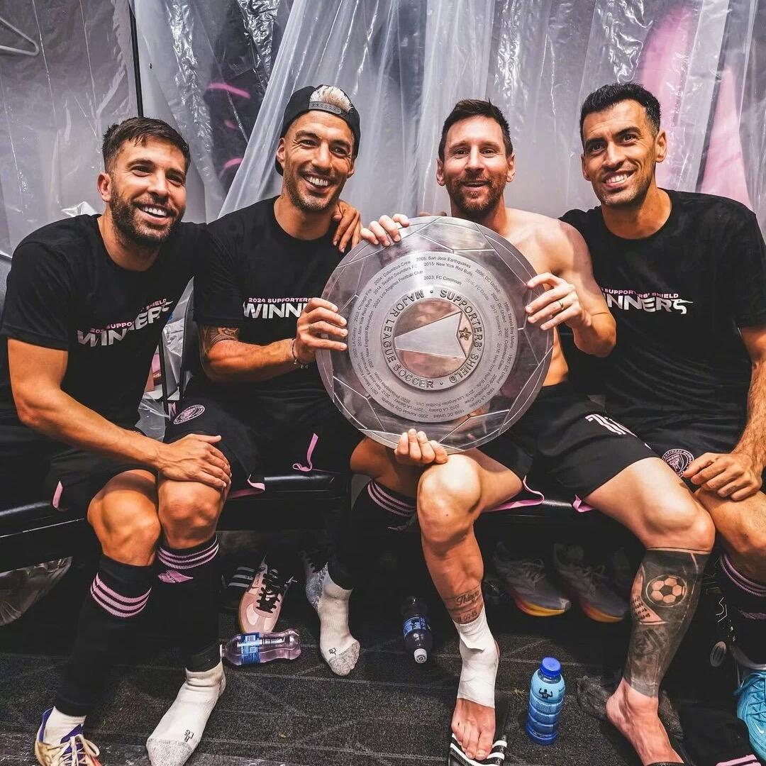 爱梅小辈⚽️