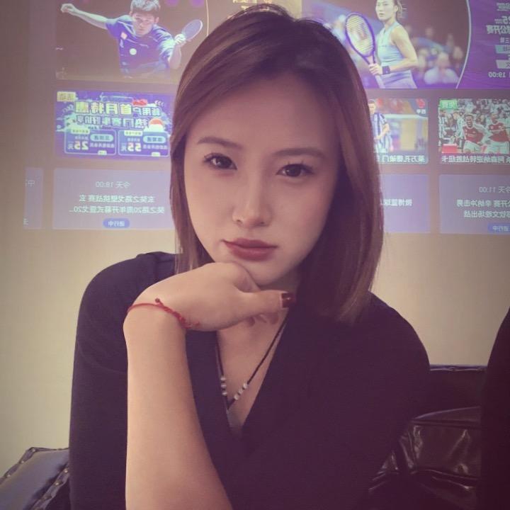 斯蒂芬_洪玲