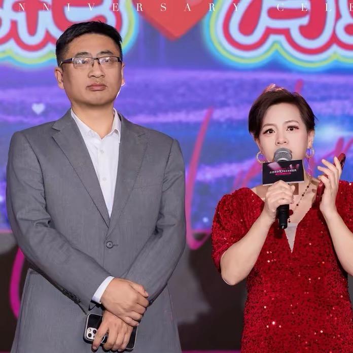 花姐夫妇在杭州