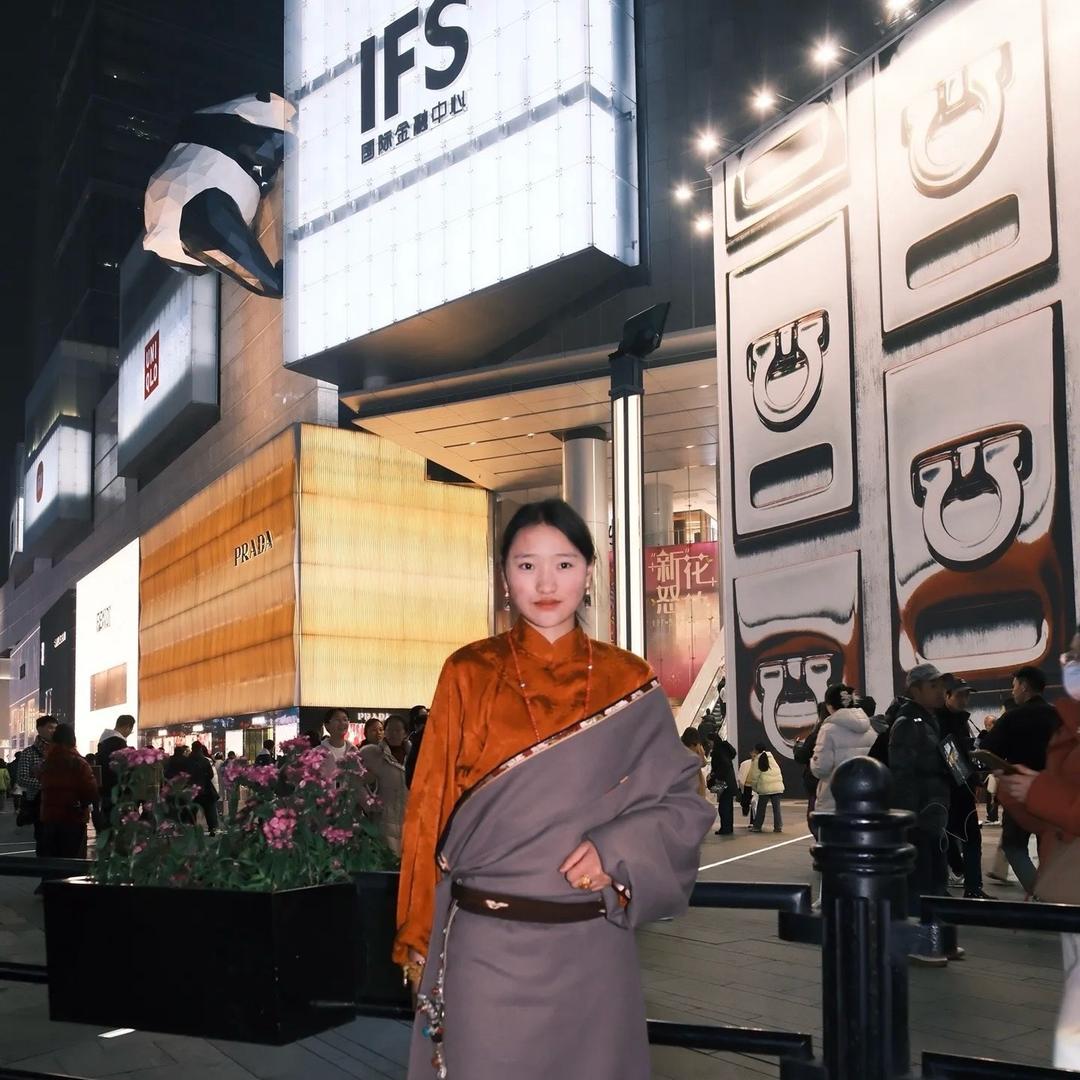 🦋ঞ白玛の拥措₅₂₀💞