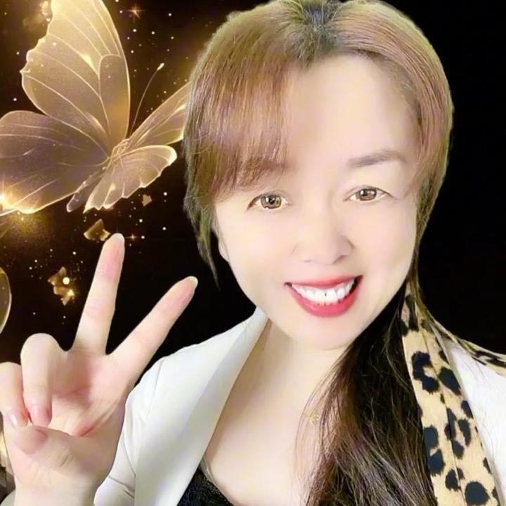 甜瓜儿手舞