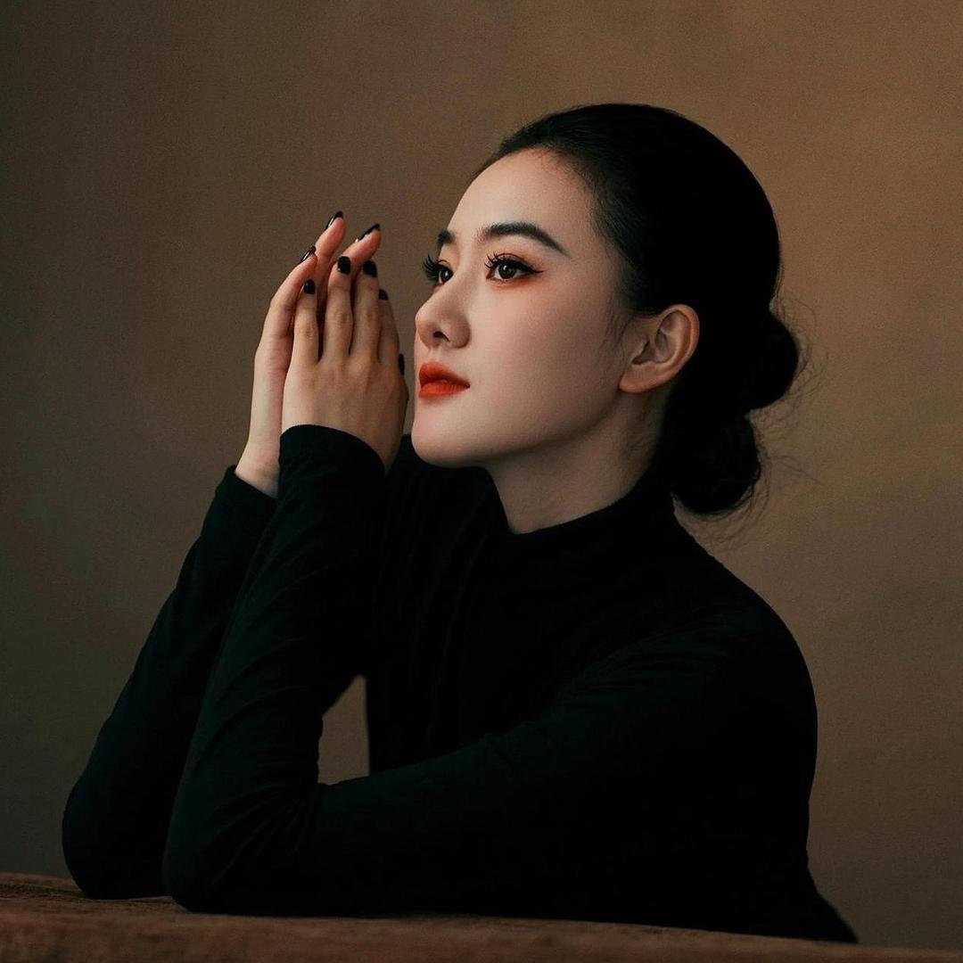 謝女士