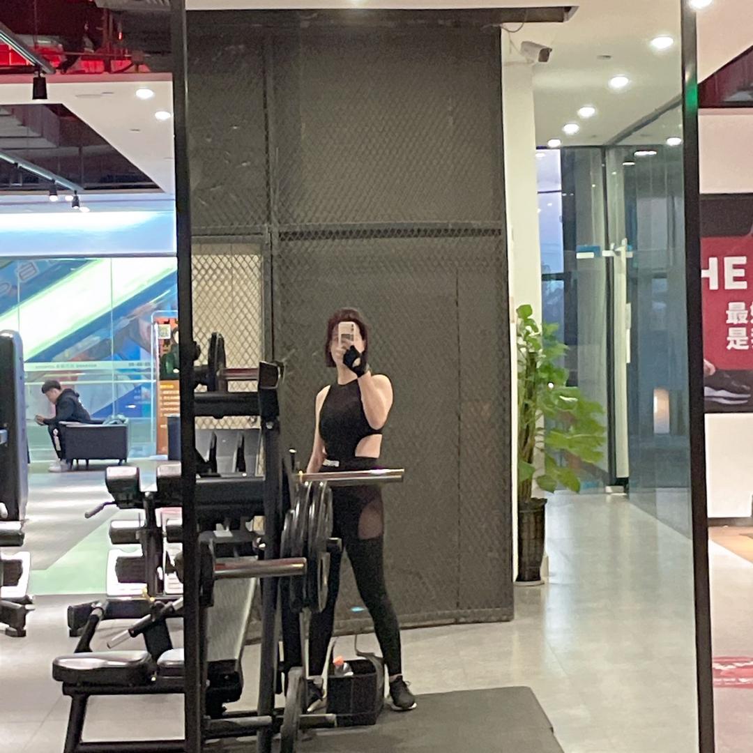 我就是那个她啊♐️